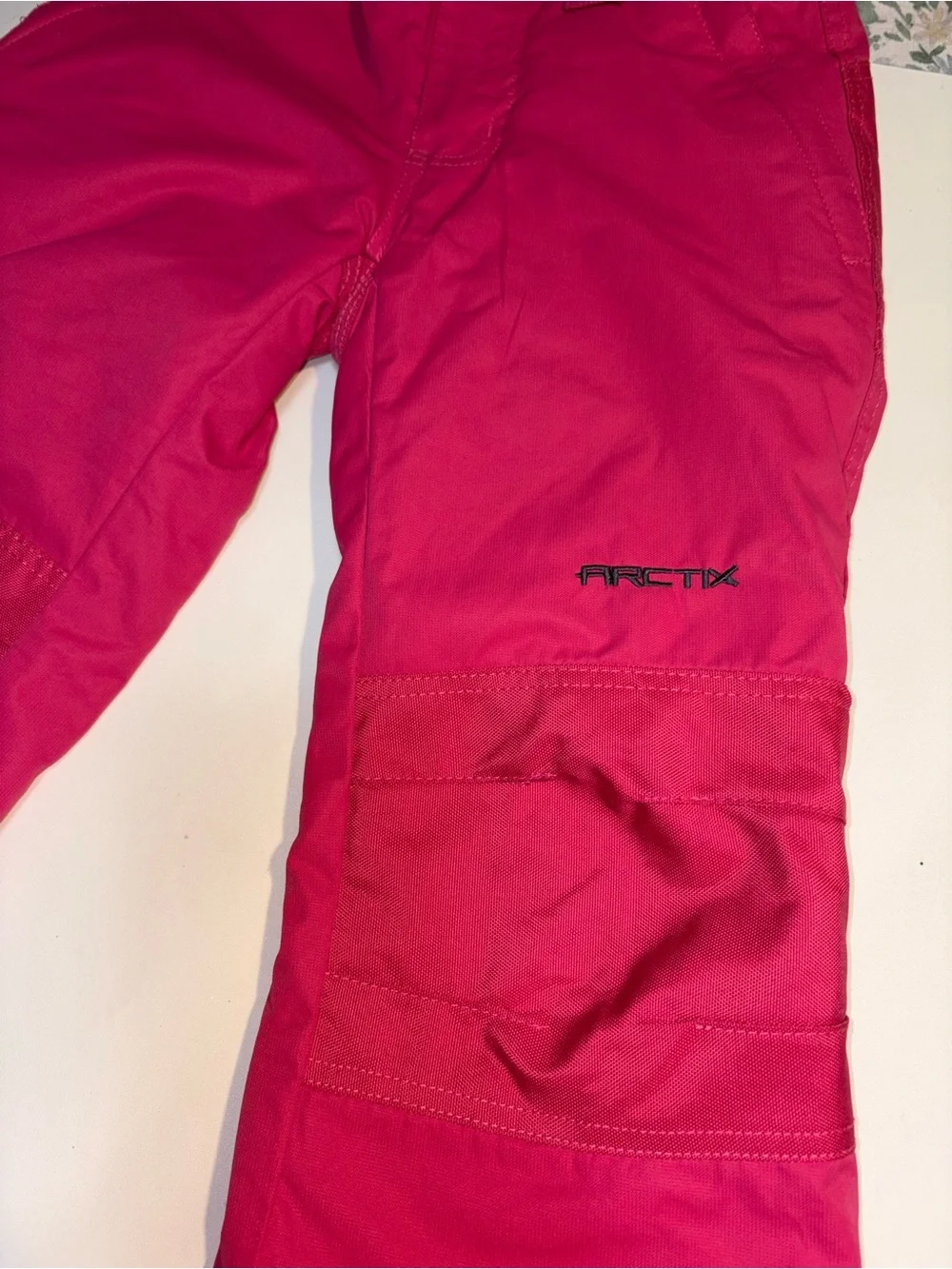 Arctix Kids Snow Pants with Reinforced Knees and Seat in fuchsia medium - Picture 6 of 12